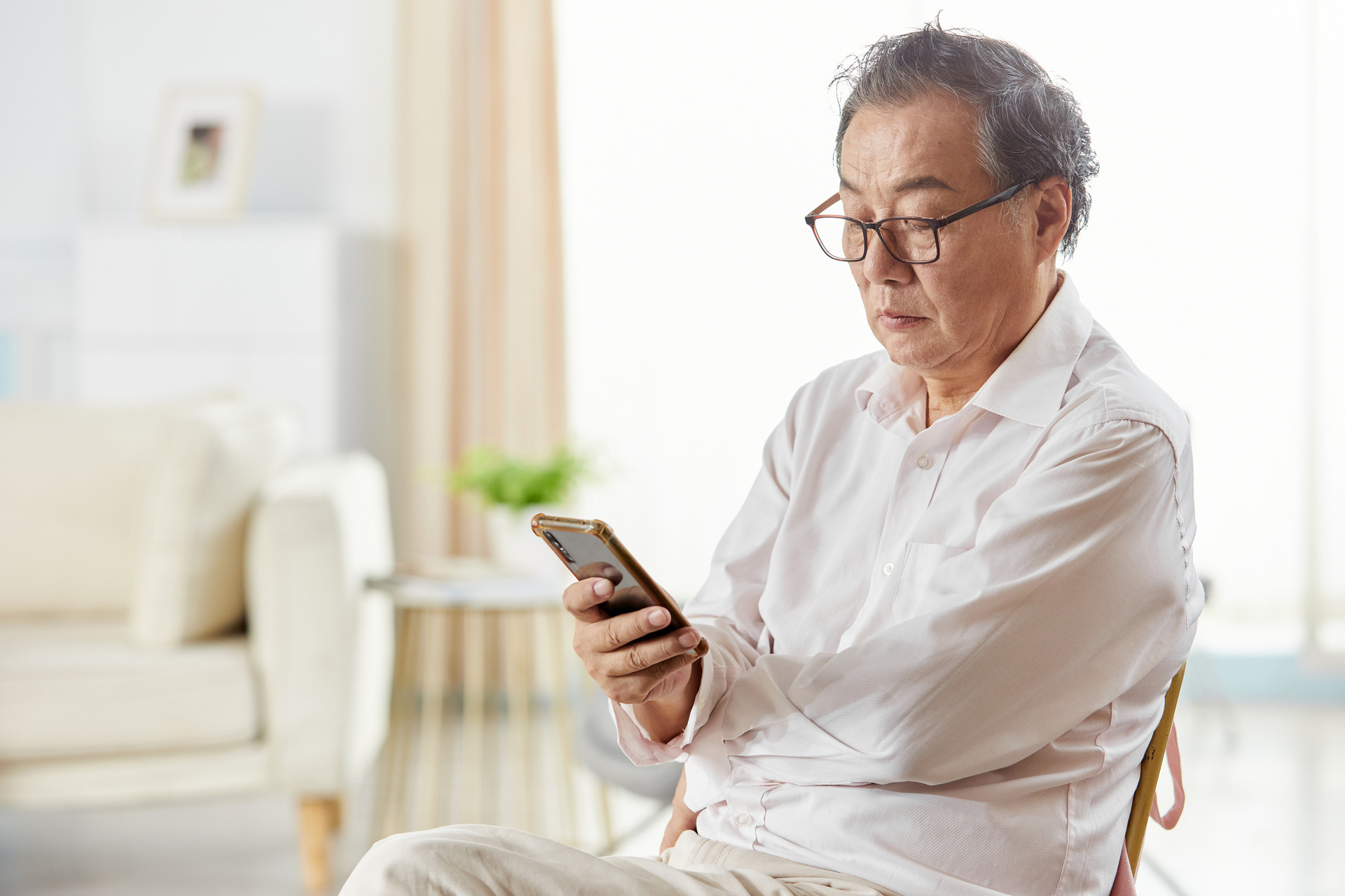 提前規(guī)劃養(yǎng)老保險(xiǎn)，保障晚年生活無憂
