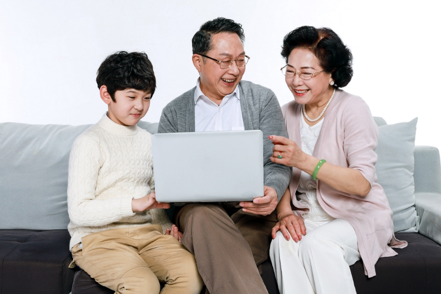 聚焦老年群體，提升“適老”服務